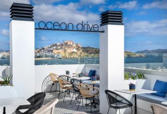 Ocean Drive Ibiza has Balcony rooms