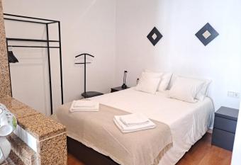 Fant  stico loft en Terrassa has Balcony rooms