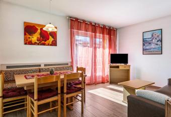 Casa Mara has Balcony rooms