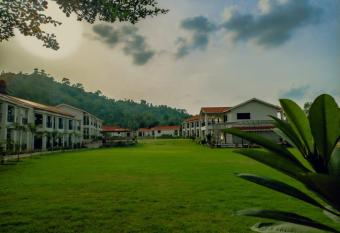 Vanraji Resort has Balcony rooms