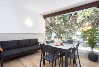 Sunny Island 1   Adelfas San Andr  s has Balcony rooms