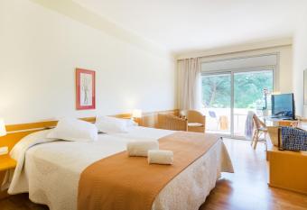 Hotel Ancora has Balcony rooms