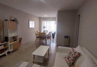 Jardines del Boulevard 4 allows 18 year olds to book a room