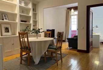 Bonito apartamento muy c  ntrico has Balcony rooms