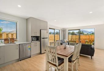 Glenavon Dream has Balcony rooms