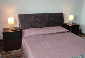 APARTAMENT HD ELI allows 18 year olds to book a room