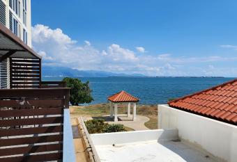 Balcony Breeze at Bayfront Villas Portmore Sea Side Balcony One Bedroom allows 18 year olds to book a room