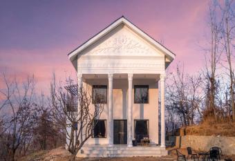 StayVista at Nazm has Balcony rooms