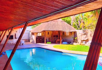 Durbanville Pool House allows 18 year olds to book a room