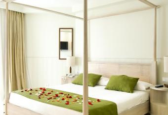 Hotel Tenerife Golf & Seaview has Balcony rooms