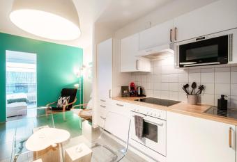 Home Paradiso has Balcony rooms