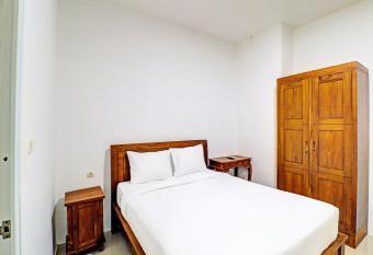 Capital O 92039 Runways House allows 18 year olds to book a room