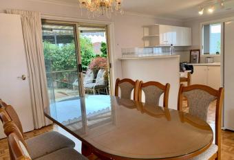 180   Aurora Seafront Horizon has Balcony rooms