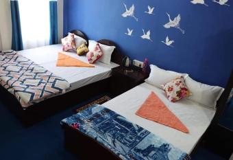 Zen La Homestay has Balcony rooms