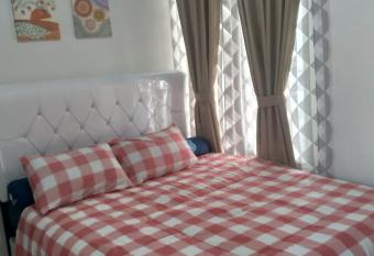 Villa Adinda Syariah D6 Bukit Gardenia Resort Garut has Balcony rooms