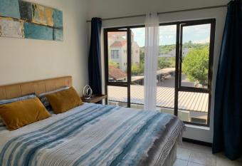 Modern Azzaro Appartments has Balcony rooms