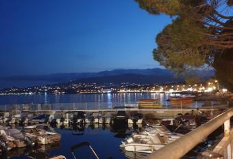 L Eden de Fontsainte has Balcony rooms