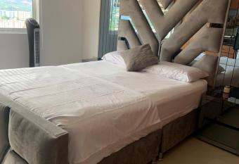 Habitaciones vista azul campestre-diagonal a la Foscal has Balcony rooms