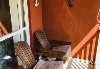 Flat Piratas Residence has Smoking rooms