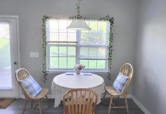 Nice private bedroom with shared bath allows 18 year olds to book a room