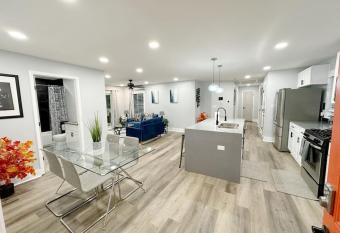 Atlanta Great Location allows 18 year olds to book a room