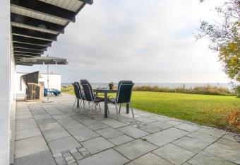 Am-hohen-Ufer-Bungalow-Ocean-Breeze-56 has Balcony rooms