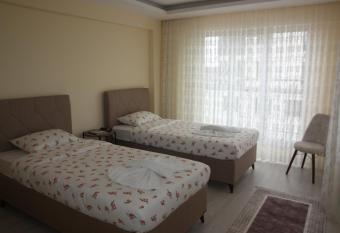 Flowers House has Balcony rooms