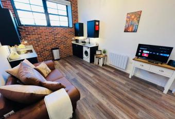 Apartment 6 Sullivan House allows 18 year olds to book a room