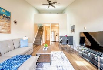 1BR Loft with Netflix near DT Cambridge - Trails & Parks has Balcony rooms