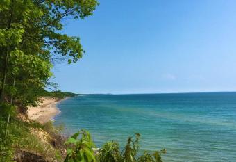 Premium Lake Michigan Home Near Mackinac Island Ferry has Balcony rooms