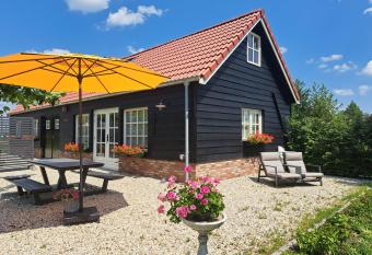 B&B De Oase allows 18 year olds to book a room