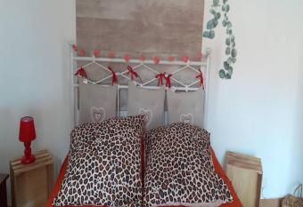 Spacious holiday home in Marquise with garden has Balcony rooms