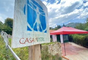 Caba  a del Vitruvio cerca termales de Paipa allows 18 year olds to book a room