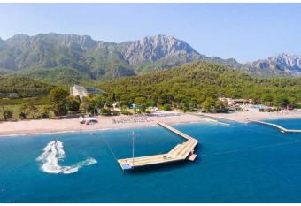 Ma Biche Kemer allows 18 year olds to book a room