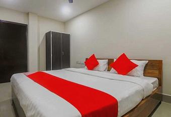 Collection O Adhikary Homestay allows 18 year olds to book a room