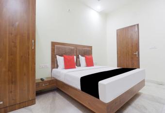 Collection O Bell Hotel allows 18 year olds to book a room