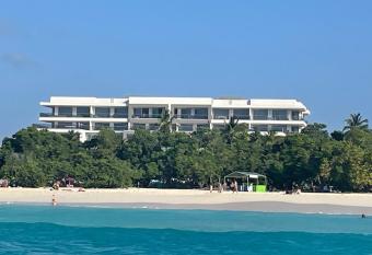 Eagle Beach - Ocondo has Balcony rooms