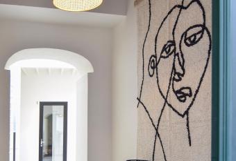 Apartamentos La Higuera allows 18 year olds to book a room