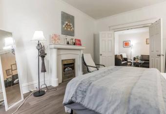 Boutique Suite in Heritage House near Hospital allows 18 year olds to book a room