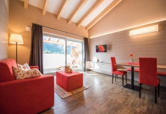 Alpenblick Nr 9 has Balcony rooms