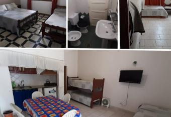 ENTRESIERRAS Y RIO allows 18 year olds to book a room