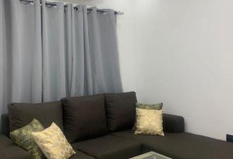One bedroom Apartment near Beach, Osu & Airport allows 18 year olds to book a room