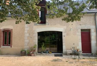 Chez Marie allows 18 year olds to book a room