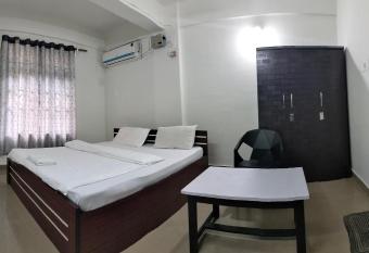 Solace Stay has Balcony rooms