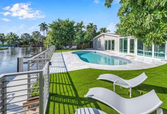 Waterfront 5 Bed Villa with Heated Pool in Fort Lauderdale allows 18 year olds to book a room