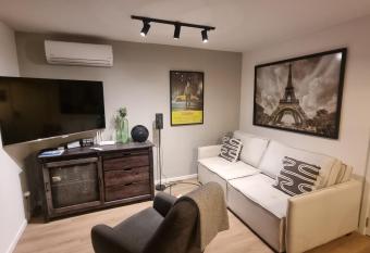 Exclusivo Penthouse en Cordon Soho con Parking y STARPLUS incluidos has Balcony rooms