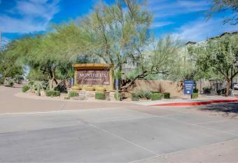 FRONTDESK Montreux Apts Northeast Phoenix has Balcony rooms