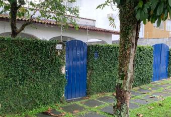 Casa com 3 su  tes no Guaruj  , 1 rua da praia has Smoking rooms