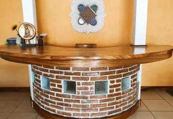 VILLAS MARCO POLO has Balcony rooms