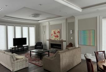 Dunbar Luxury Rooms allows 18 year olds to book a room